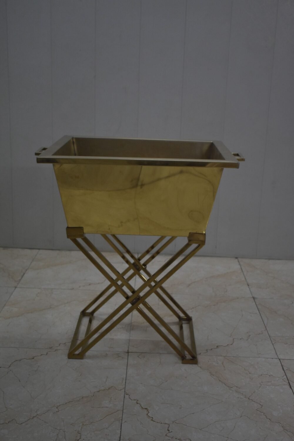 Dustbin