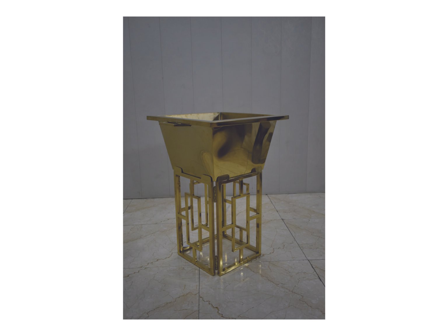 Dustbin