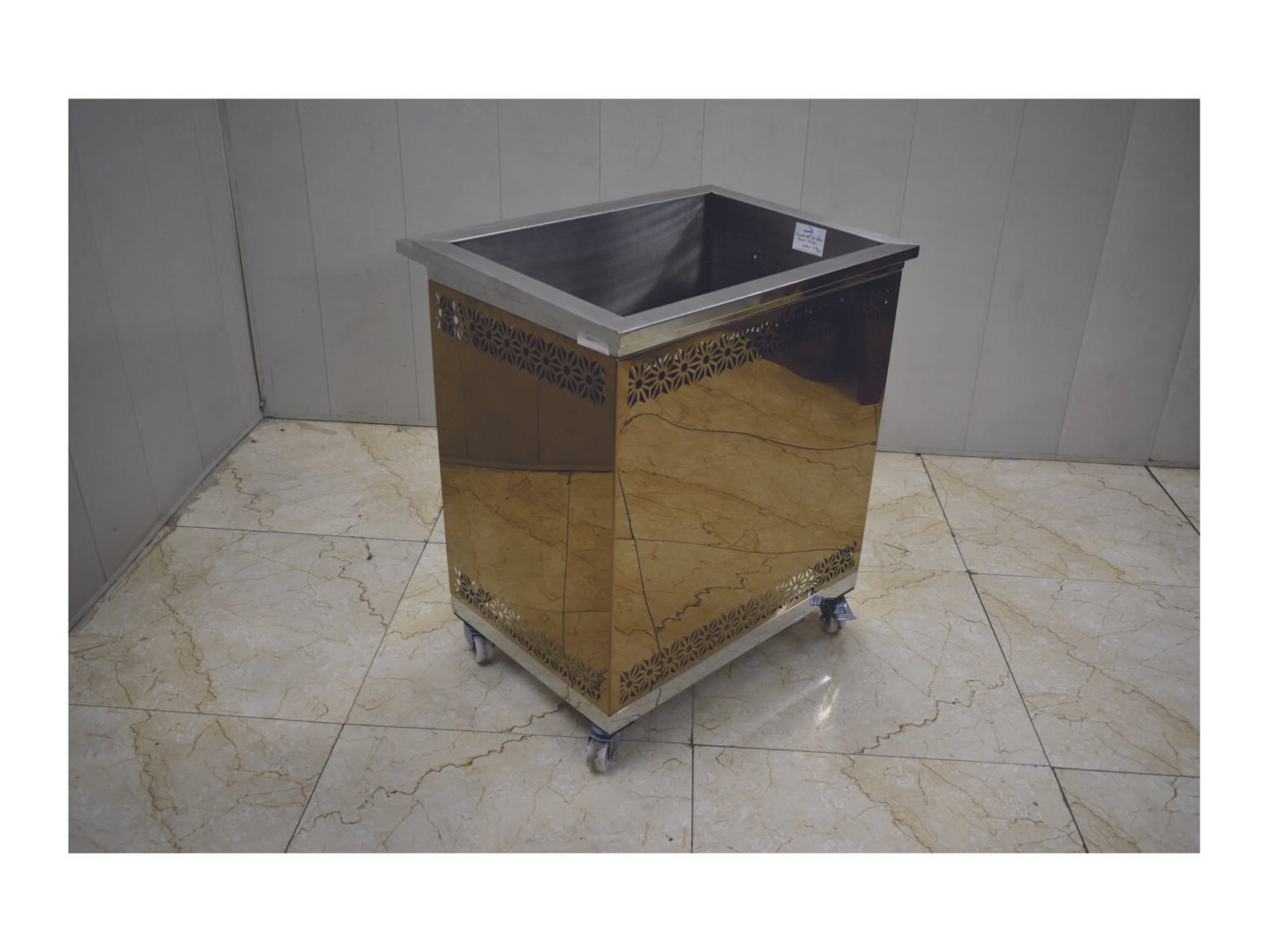 Dustbin